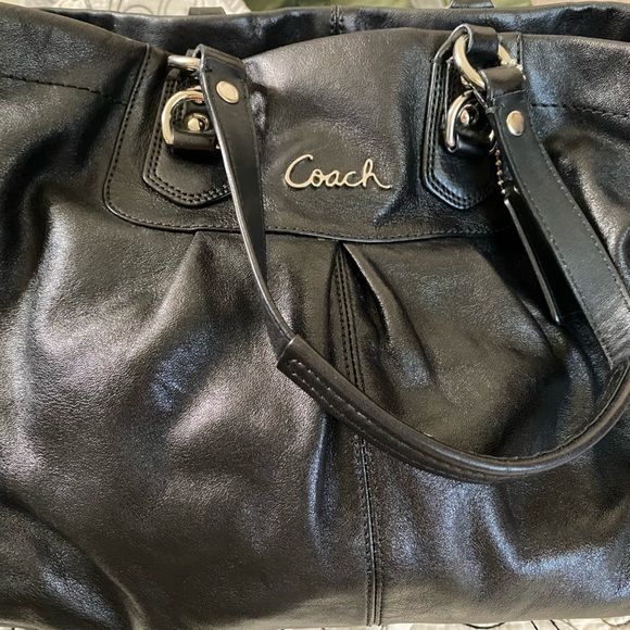 Coach purse - Picture 1 of 3
